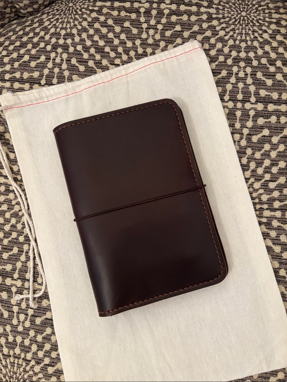 Chic Sparrow Leather Folio Planner Cover with  Leuchtturm A6 Notebook & Dust Bag